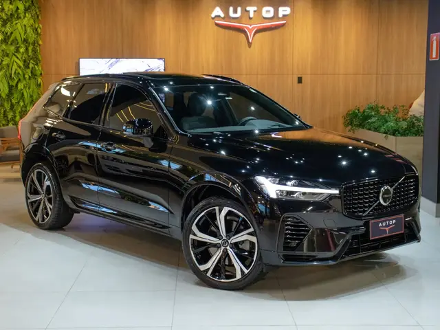Carro Volvo XC60 2022 Recharge Inscription Hybrid AWD (Aut)