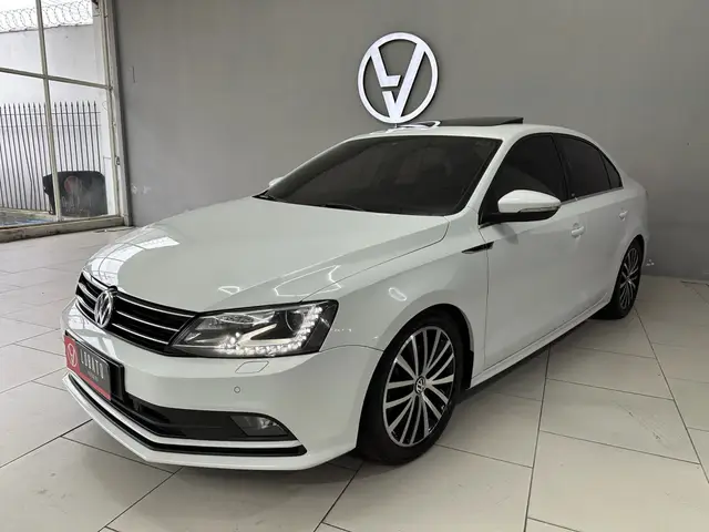 Carro Volkswagen Jetta 2017 2.0 TSI Highline Tiptronic