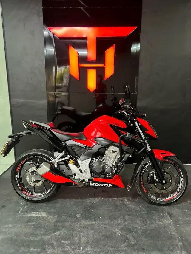 Moto Honda CB 300F Twister 2023 (ABS)
