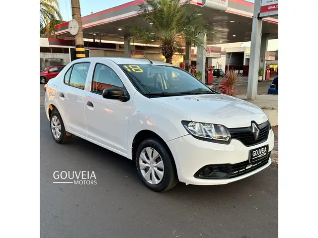 Carro Renault Logan 2018 Authentique 1.0 12V SCe (Flex)