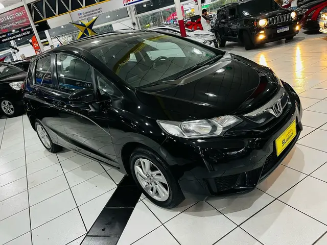 Carro Honda Fit 2015 1.5 16v LX CVT (Flex)