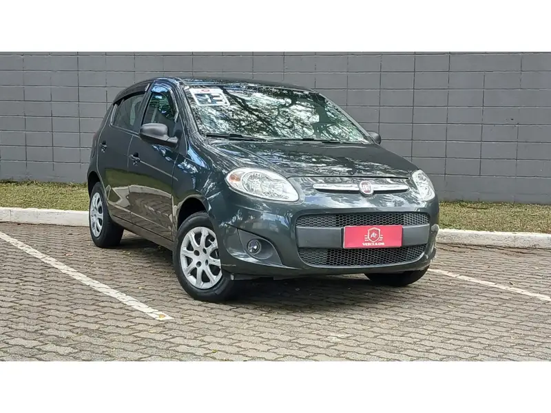 Fiat Palio Attractive 1.0 8V (Flex)