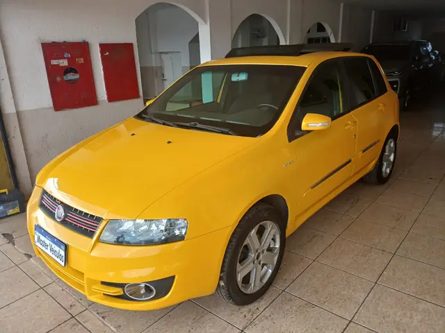 Carro Fiat Stilo 2009 Sporting 1.8 8V Dualogic (Flex)
