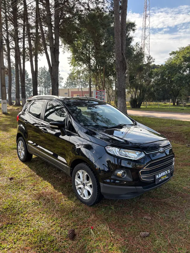Carro Ford EcoSport 2017 Ecosport Titanium 2.0 16V PowerShift (Flex)