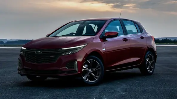 Mudanças visuais seguem a linguagem global da marca e aproximam o modelo de versões vendidas na Ásia
