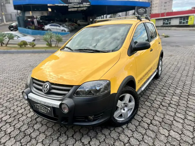 Carro Volkswagen CrossFox 2009 1.6 (Flex)