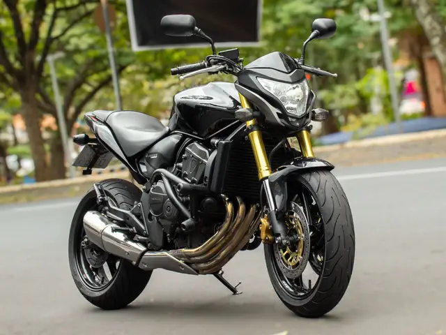 Carro Honda CB 600F 2012 Hornet (ABS)