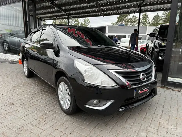Carro Nissan Versa 2019 1.0 12V (Flex)