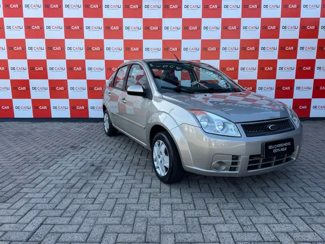 Carro Ford Fiesta Sedan 2009 Class 1.6 (Flex)