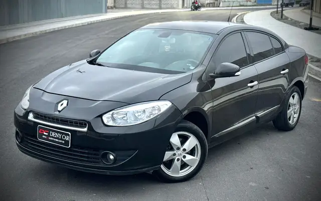 Carro Renault Fluence 2014 2.0 16V Dynamique (Flex)