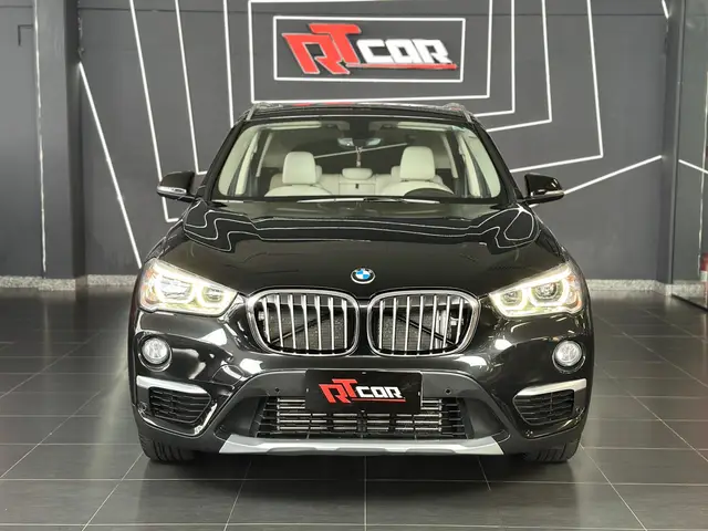 Carro BMW X1 2019 2.0 sDrive20i X-Line ActiveFlex