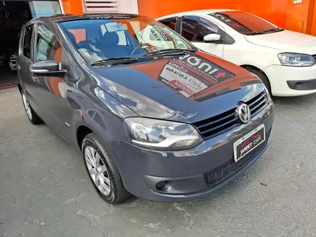 Carro Volkswagen Fox 2011 1.6 8V I-Motion (Flex)
