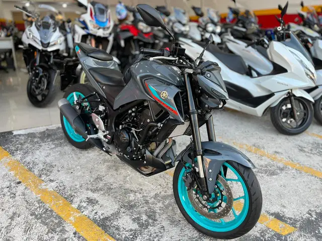 Moto Yamaha MT-03 2024 ABS