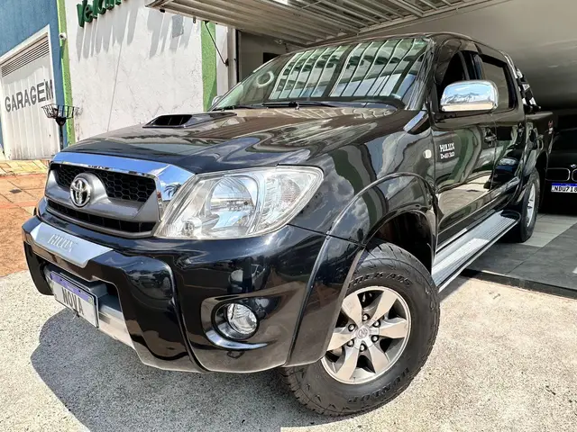 Carro Toyota Hilux Cabine Dupla 2010 Hilux SRV 4x2 3.0 (cab. dupla)