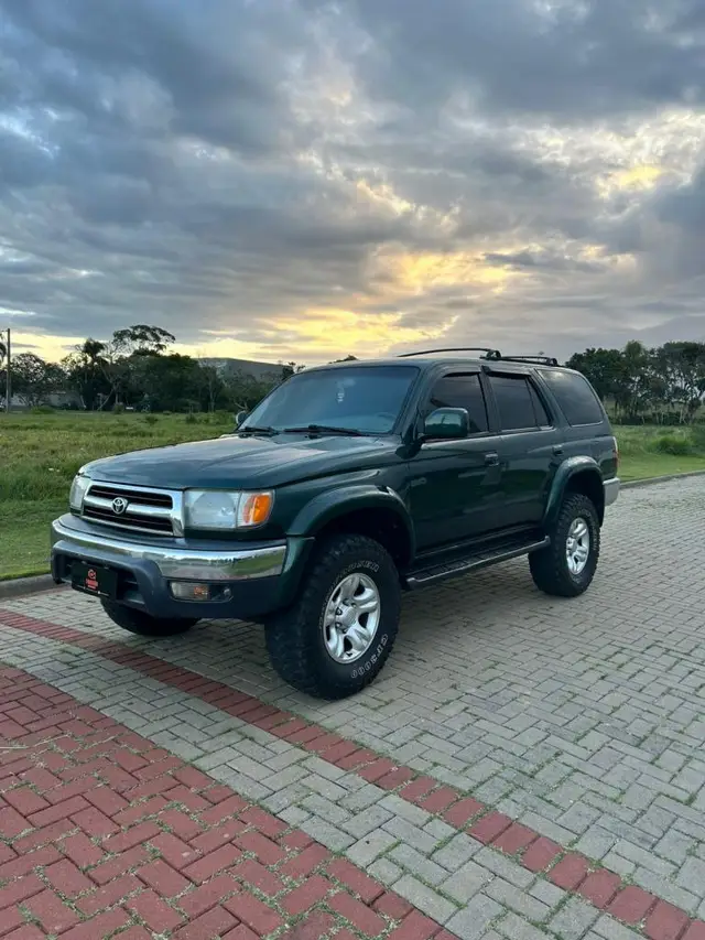 Carro Toyota Hilux SW4 2001 4x4 3.0 Turbo