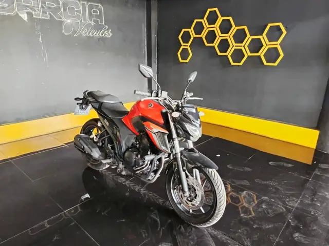 Carro Yamaha YS 250 Fazer 2020 ABS