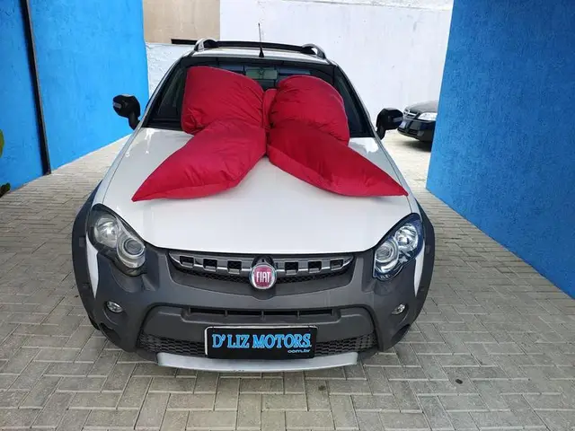 Carro Fiat Strada 2014 Adventure 1.8 16V (Flex) (Cabine Dupla)