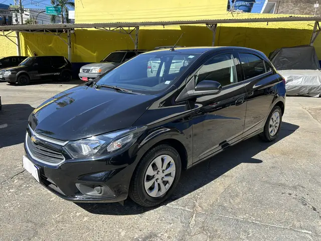 Carro Chevrolet Onix 2019 1.0 LT SPE/4