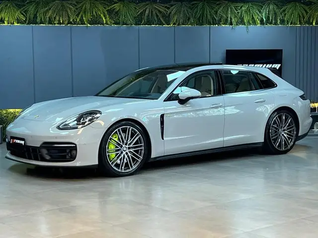 Carro Porsche Panamera 2023 Panamera 4 Sport Tur. 2.9 462cv (Híb.)