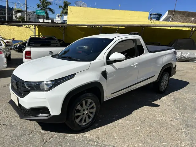 Carro Fiat Strada 2023 Freedom 1.3 CS Plus (Flex)