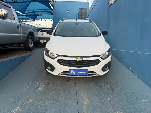 Carro Chevrolet Onix 2017 1.4 Activ SPE/4 (Aut)