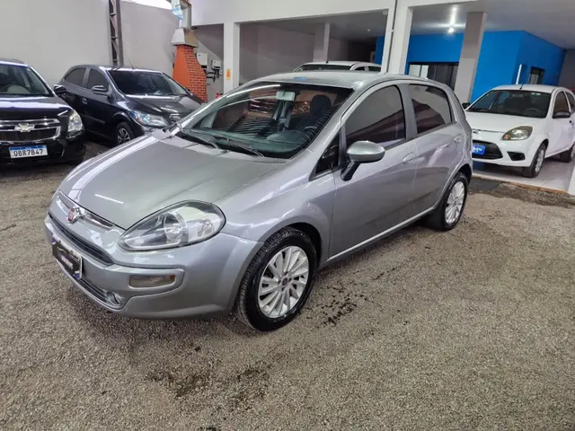 Carro Fiat Punto 2017 Essence 1.6 16V Dualogic (Flex)