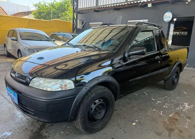 Carro Fiat Strada 2004 Fire 1.3 8V (Cabine Estendida)