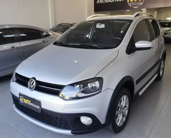 Carro Volkswagen CrossFox 2013 1.6 VHT (Flex)