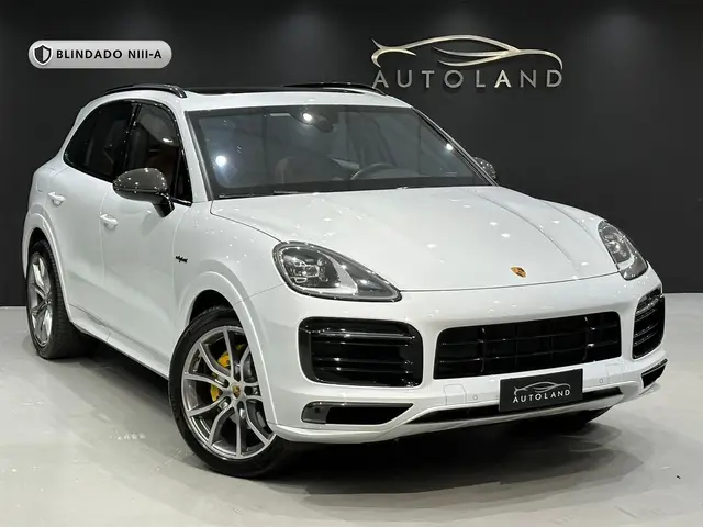 Carro Porsche Cayenne 2022 E-Hybrid 3.0 V6
