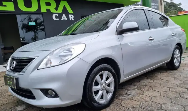 Carro Nissan Versa 2014 1.6 16V SL (Flex)