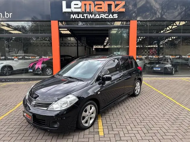Carro Nissan Tiida 2013 SL 1.8 (flex) (aut)