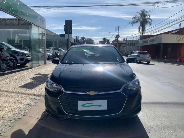 Carro Chevrolet Onix Plus 2023 LT 1.0 Turbo (Aut.)