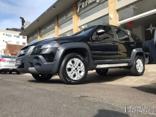 Carro Fiat Palio Weekend 2011 Adventure 1.8 16V (Flex)