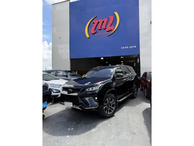 Carro Toyota SW4 2024 Diamond  2.8 Turbodiesel 4x4 (Aut.)