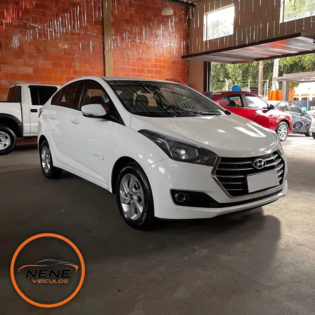Carro Hyundai HB20S 2016 1.6 Comfort Plus (Flex)