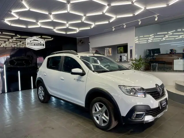 Carro Renault Sandero Stepway 2020 Easy R Flex 1.6 16V