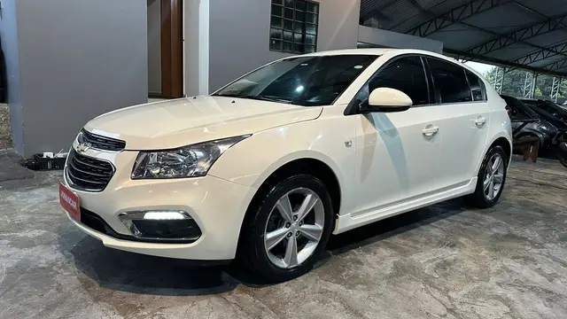 Carro Chevrolet Cruze Sport6 2016 LT 1.8 16V Ecotec (Flex)