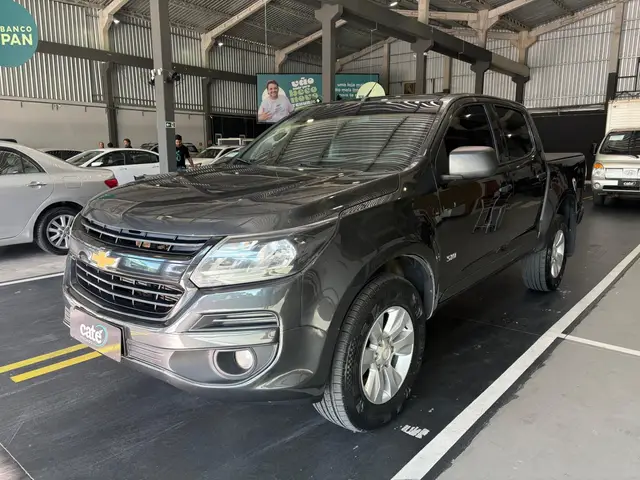 Carro Chevrolet S10 Cabine Dupla 2020 S10 2.8 CTDI LS 4WD (Cabine Dupla)