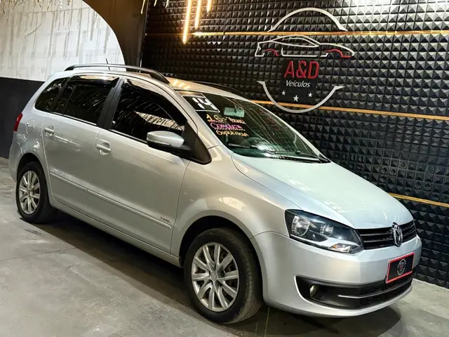 Carro Volkswagen SpaceFox 2014 1.6 8V Trend I-Motion (Flex)