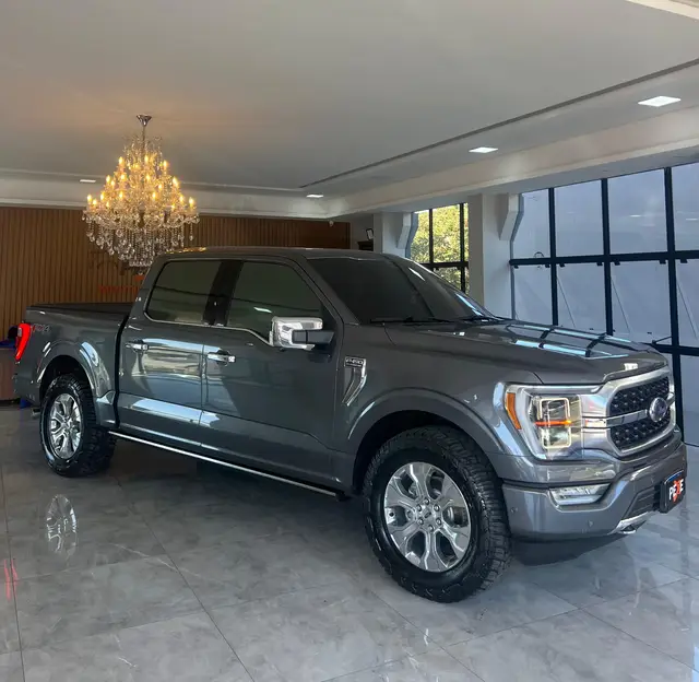 Carro Ford F-150 2023 Platinum 4x4 5.0 V8