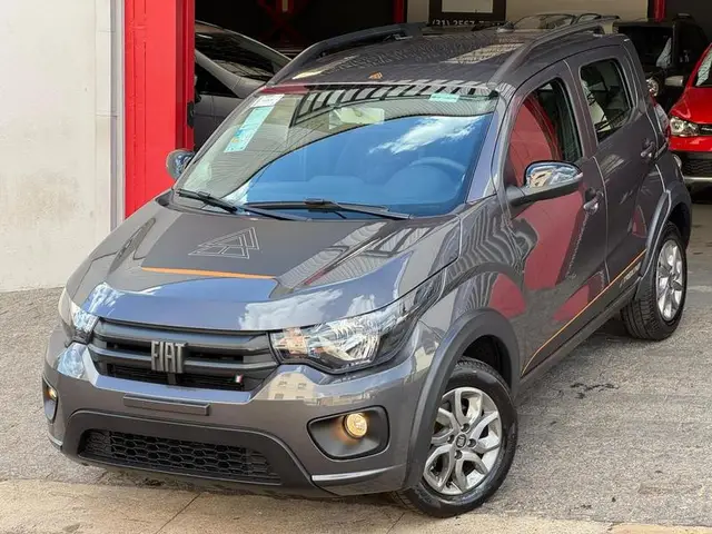 Carro Fiat Mobi 2025 Trekking 1.0