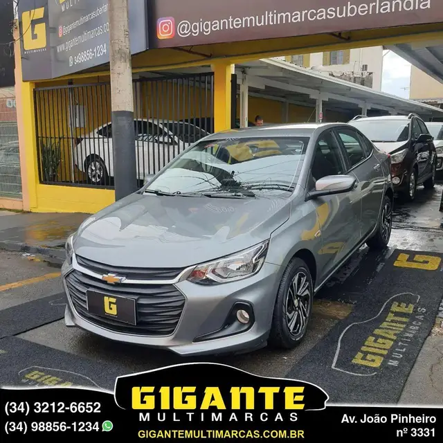 Carro Chevrolet Onix Plus 2024 LT 1.0