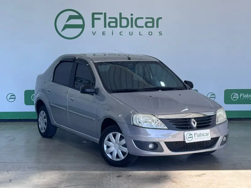 Renault Logan Expression 1.0 16V (flex)