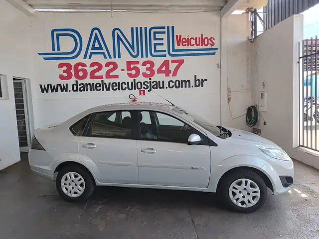 Carro Ford Fiesta Sedan 2012 1.6 (Flex)