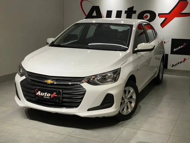 Carro Chevrolet Onix Plus 2023 LT 1.0