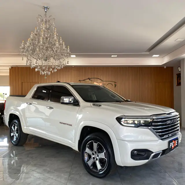 Carro RAM Rampage 2024 Laramie 2.0 Turbo