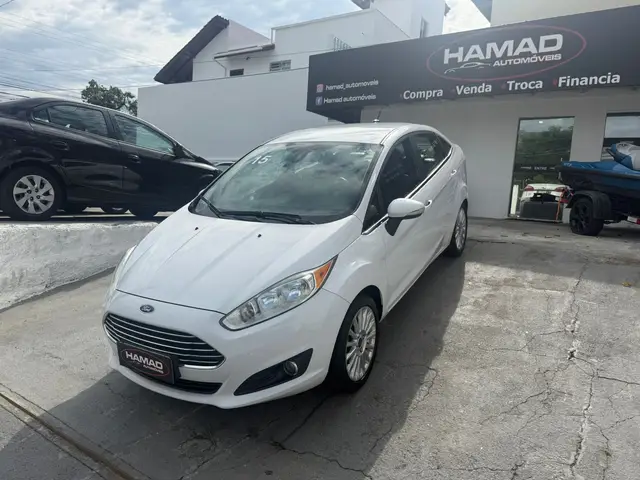 Carro Ford New Fiesta Sedan 2015 1.6 Titanium (Flex)