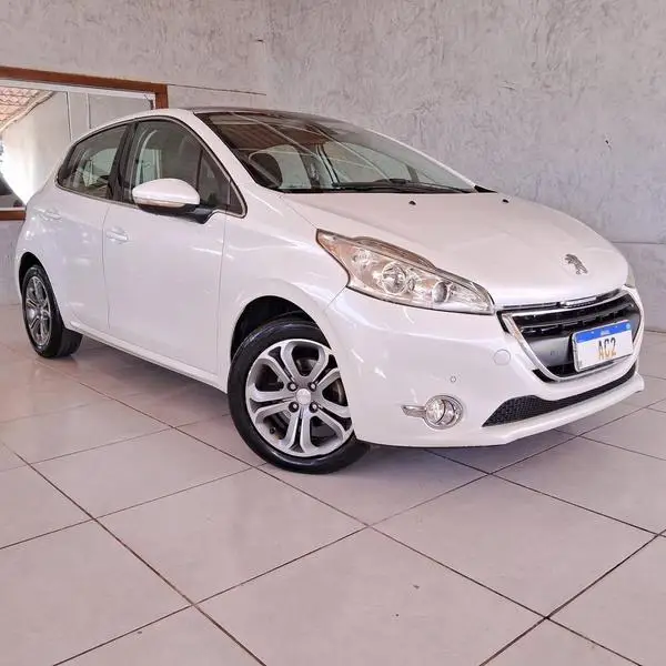 Carro Peugeot 208 2016 Griffe 1.6 16V (Flex) (Aut)