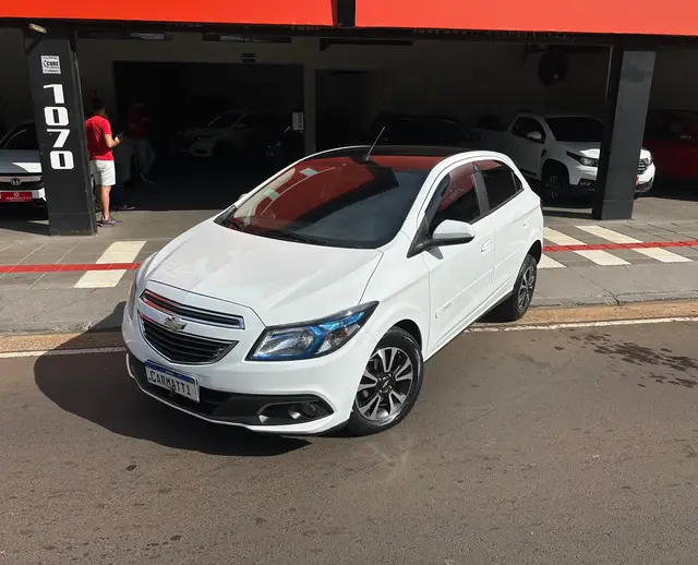 Carro Chevrolet Onix 2015 1.4 LTZ SPE/4