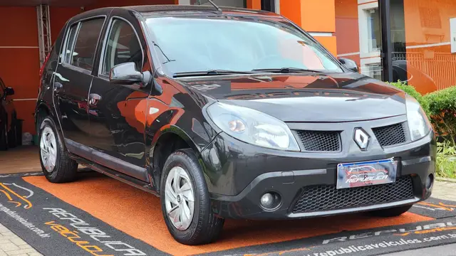 Carro Renault Sandero 2011 Expression 1.0 16V (flex)